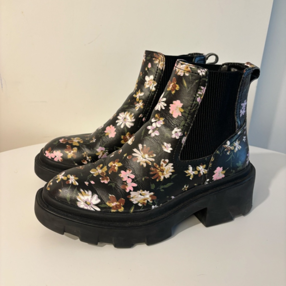 SANCTUARY WOMEN'S LEATHER FLORAL BOOTS, SIZE 7 Barely Worn!